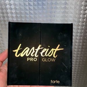 Tarteist PRO glow highlight and contour palette
